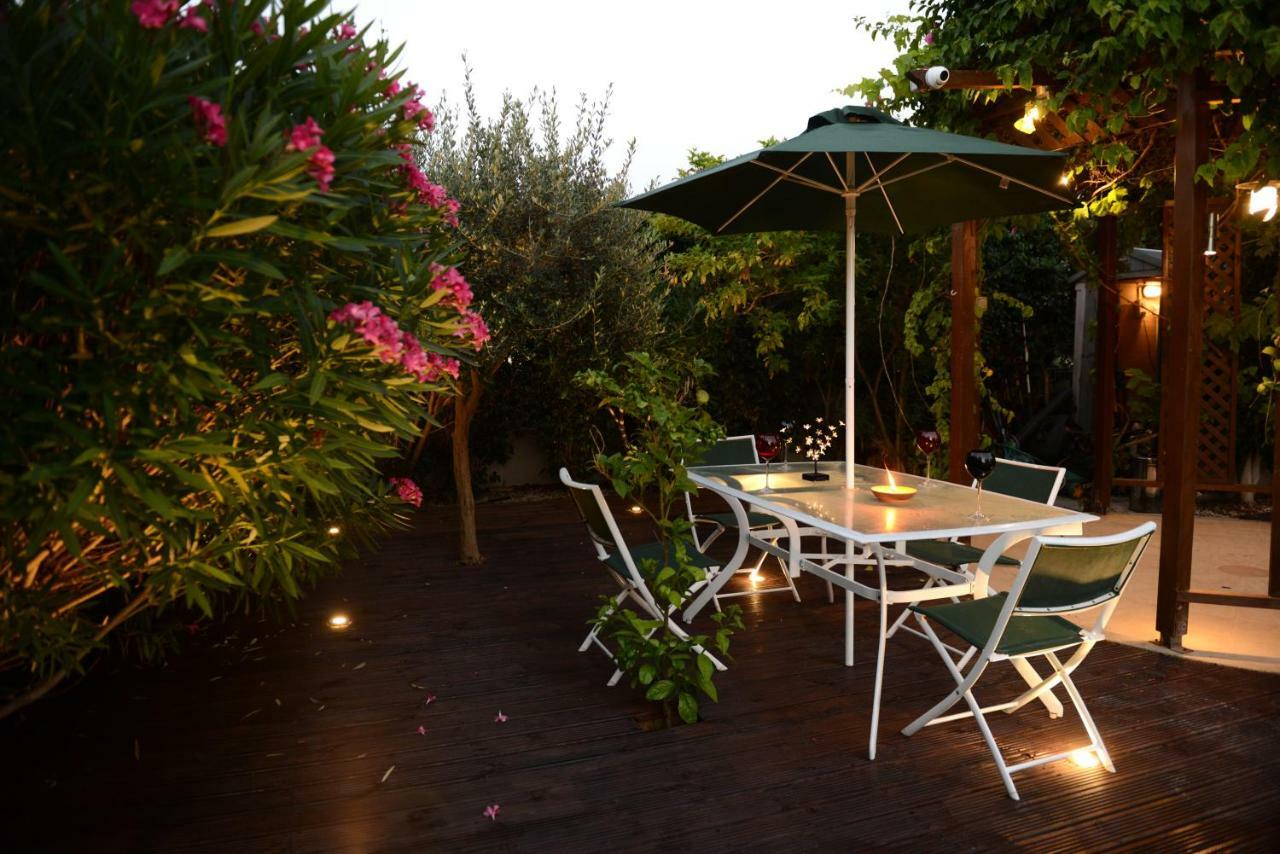 Karythia Villa Pyla Exterior foto